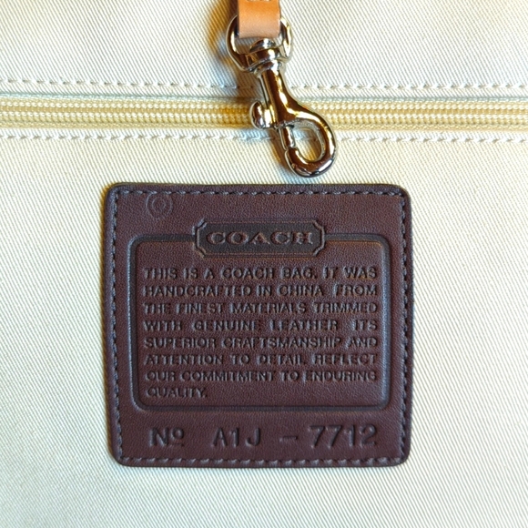 Vintage Coach Hamptons Small Tote - Picture 3 of 6